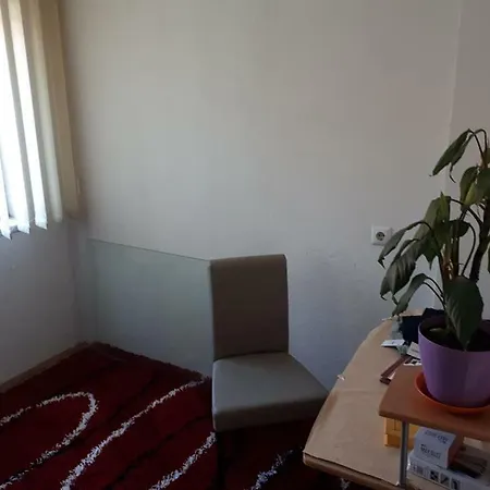 בית נופש Salt Land טוזלה